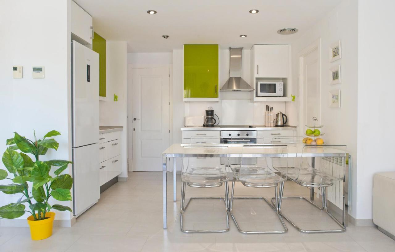 Tranquil Duplex In Sitges, Barcelona,Sea Views, Parking, Terrace Lägenhet Exteriör bild