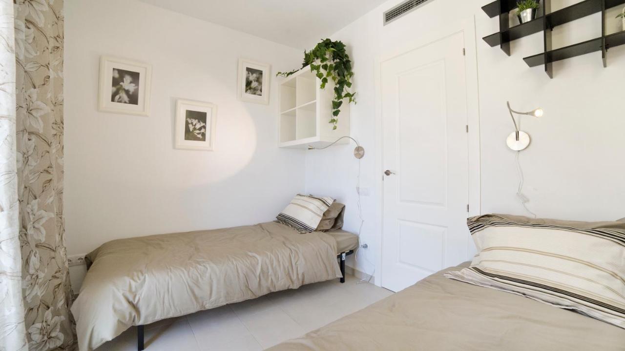Tranquil Duplex In Sitges, Barcelona,Sea Views, Parking, Terrace Lägenhet Exteriör bild