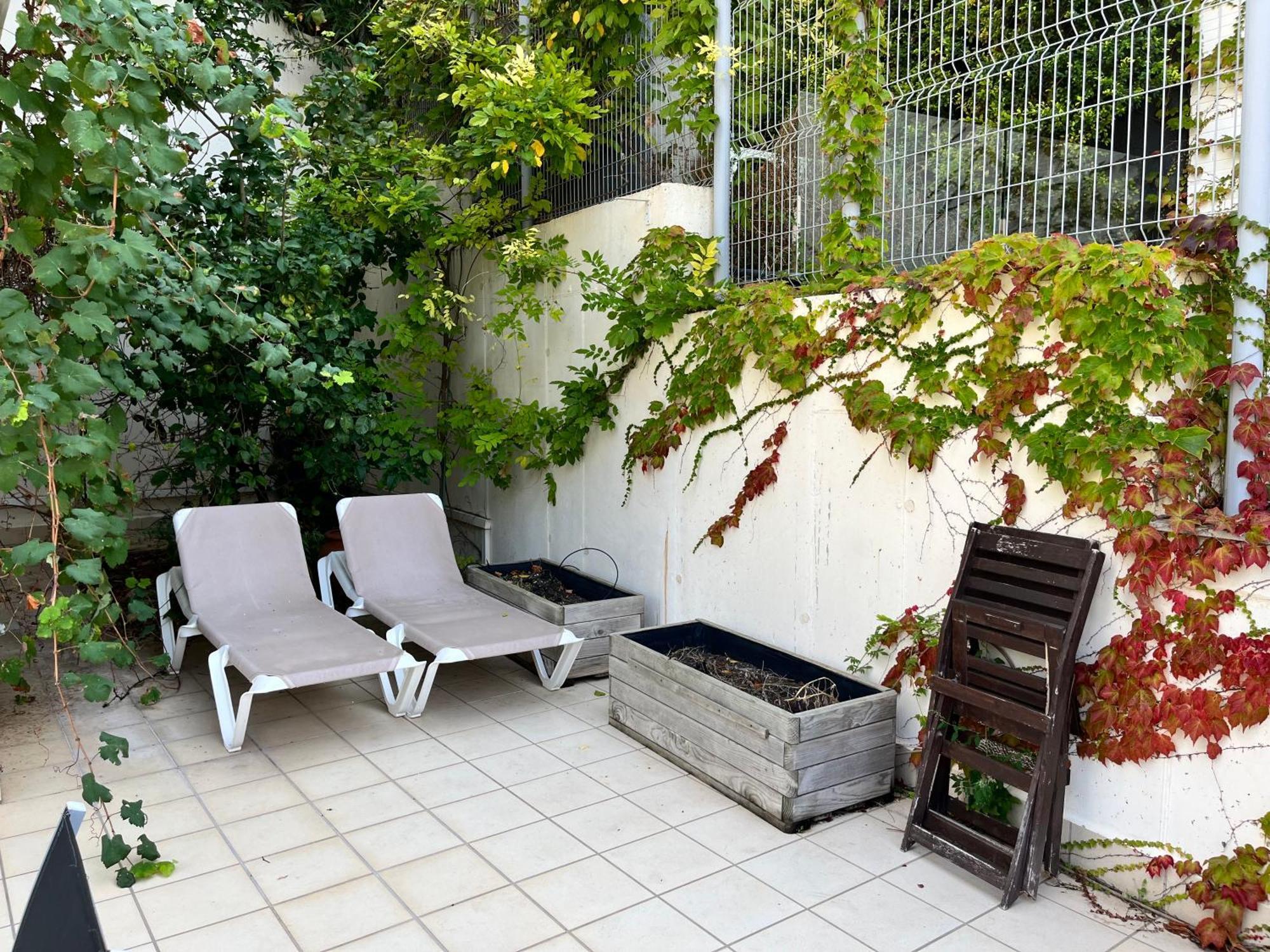 Tranquil Duplex In Sitges, Barcelona,Sea Views, Parking, Terrace Lägenhet Exteriör bild